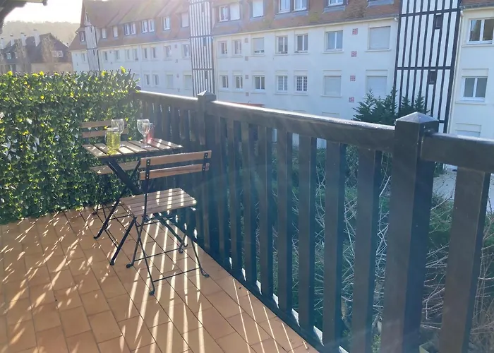 Studio Proche Plage Balcon Et Parking
