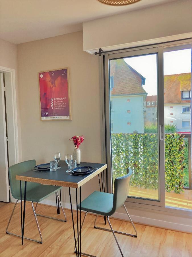 Appartement Proche Balcon Et Parking