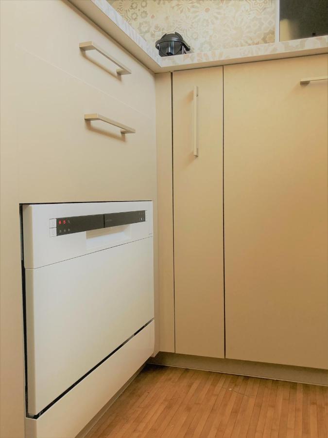 Appartement Proche Balcon Et Parking